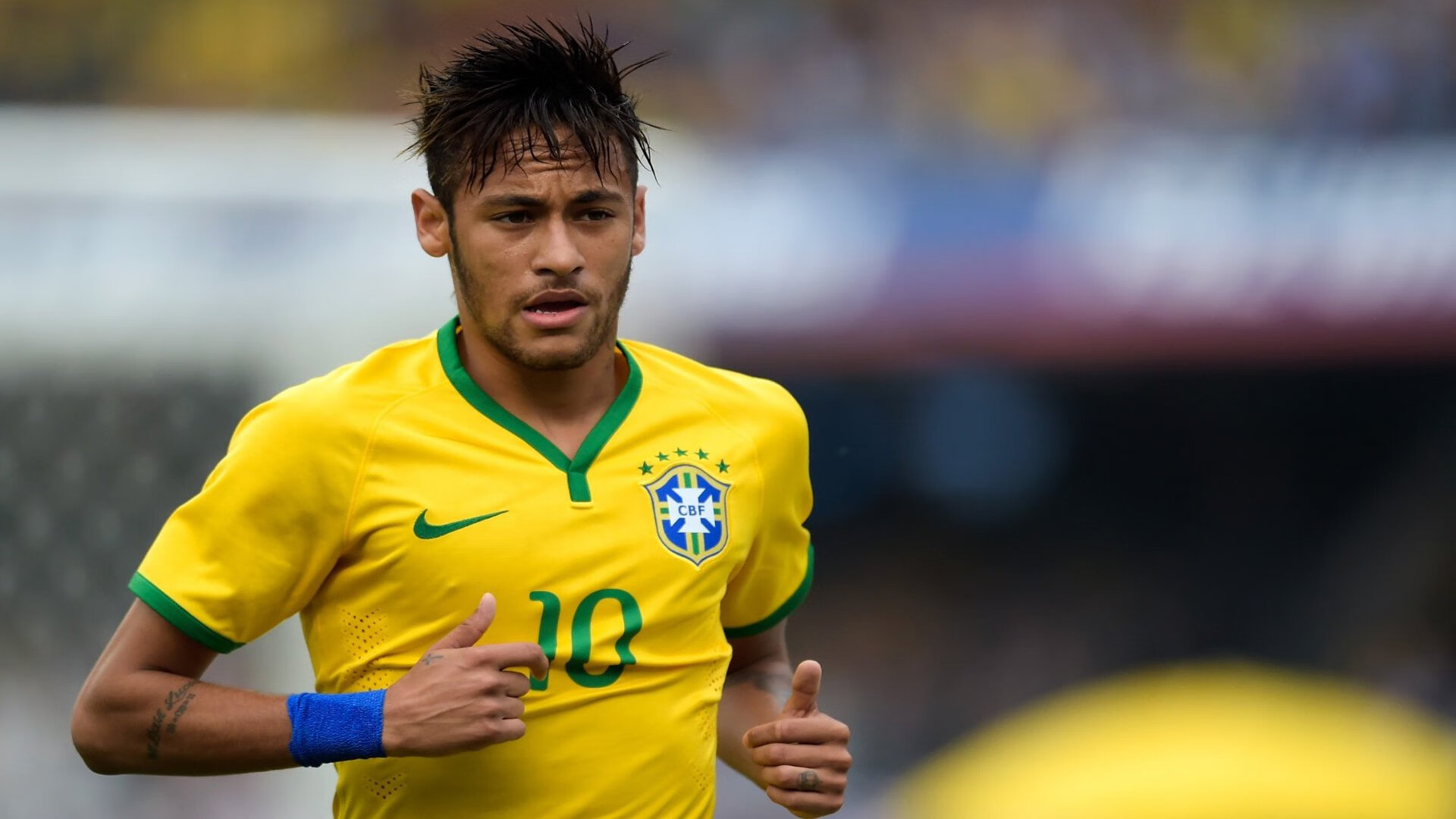 梅西回归赛场，高光表现首场状态亮眼，德国队观众沸腾！