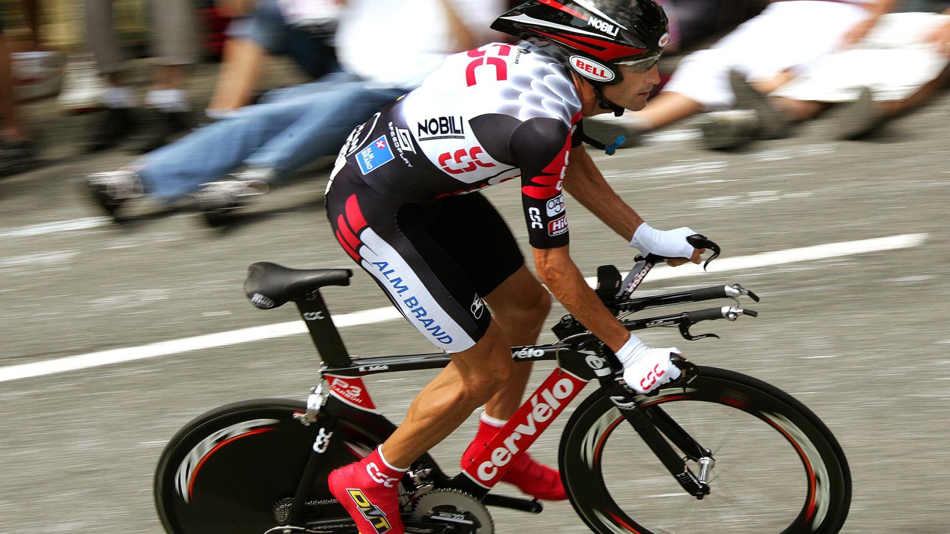 德罗巴连续十二场比赛得分超过精彩发挥，瑞士队挑战极限！